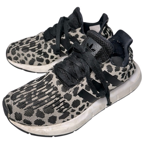 Adidas Women’s Size 7 Leopard Animal Print Swift Running Shoes Sneakers - Picture 1 of 9